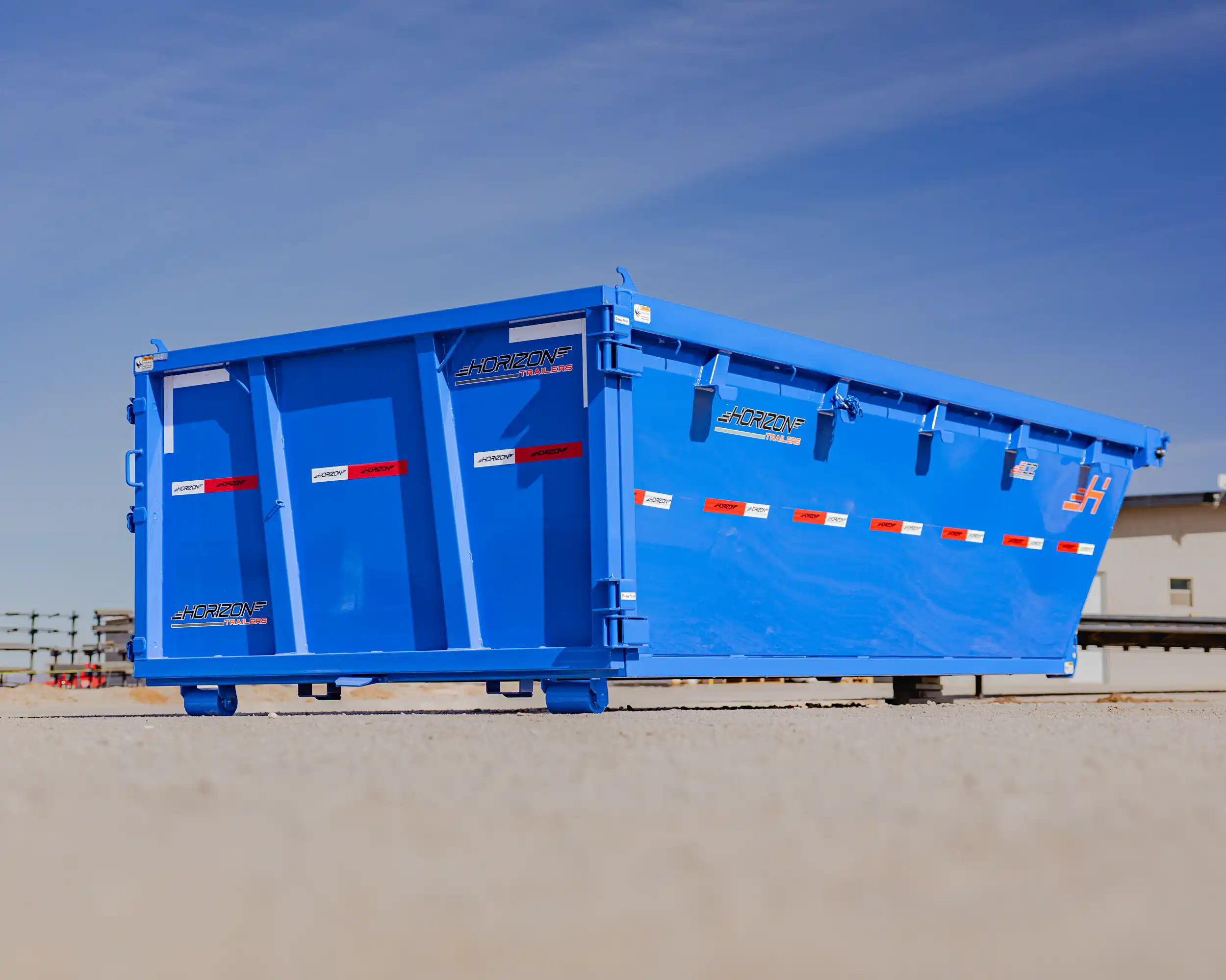 horizon trailers img